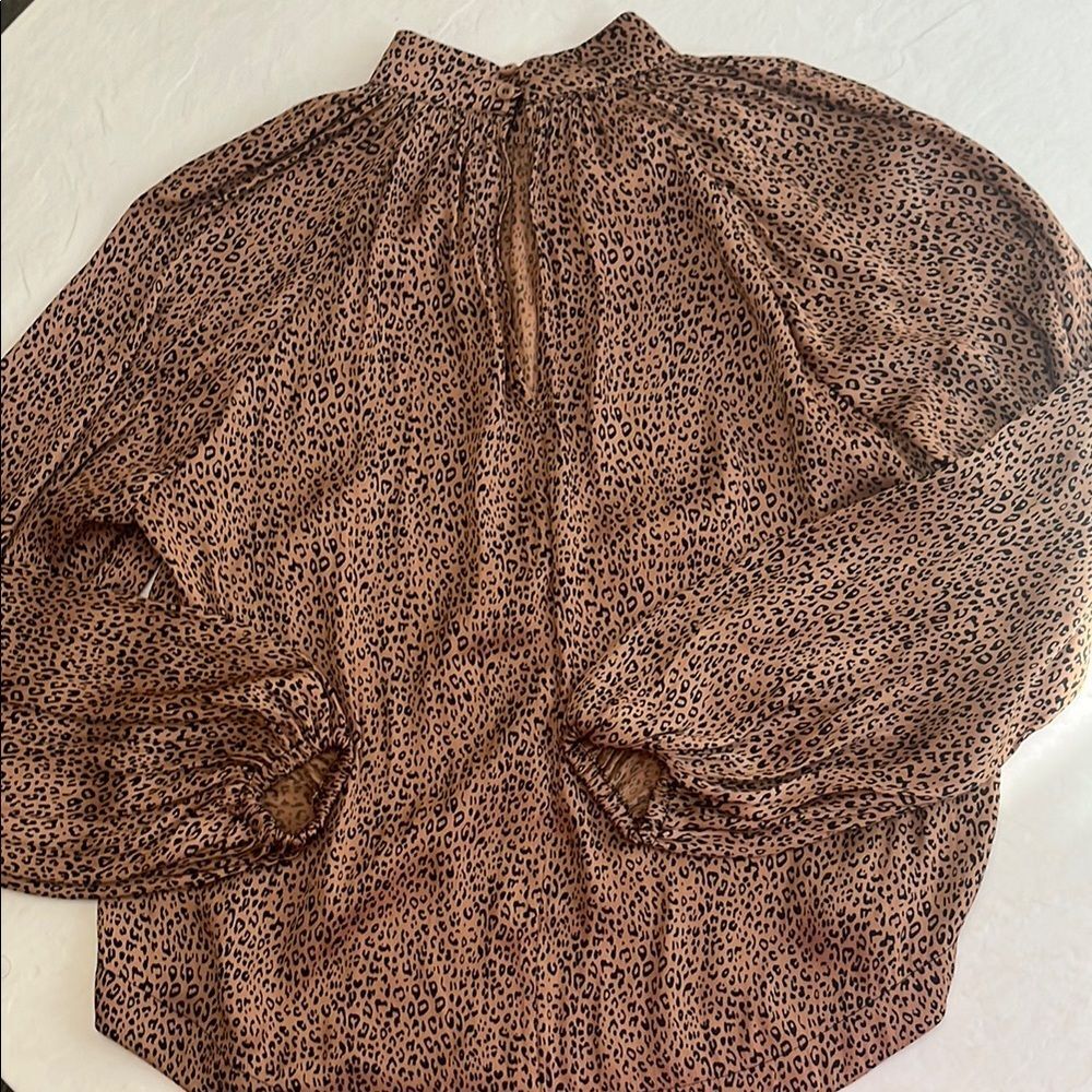Gap (S) Leopard Print Women's Top